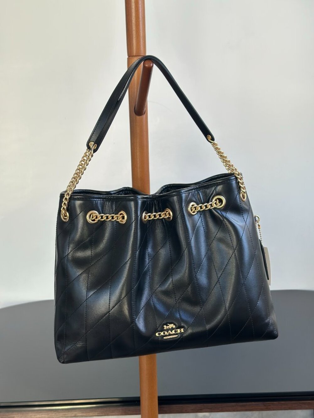 ⚫Coach Black Diamond Quilted Leather Chain Drawstring Shoulder Tote Bag - Picture 2 of 8